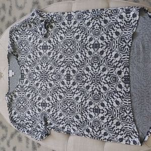 5/$25 Lularoe Irma Tunic Top Black Small